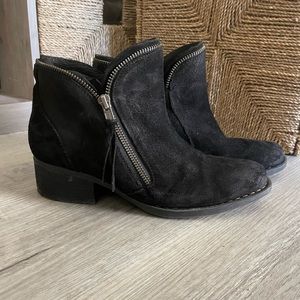 Born handcrafted Footwear ankle boots Size 8.5